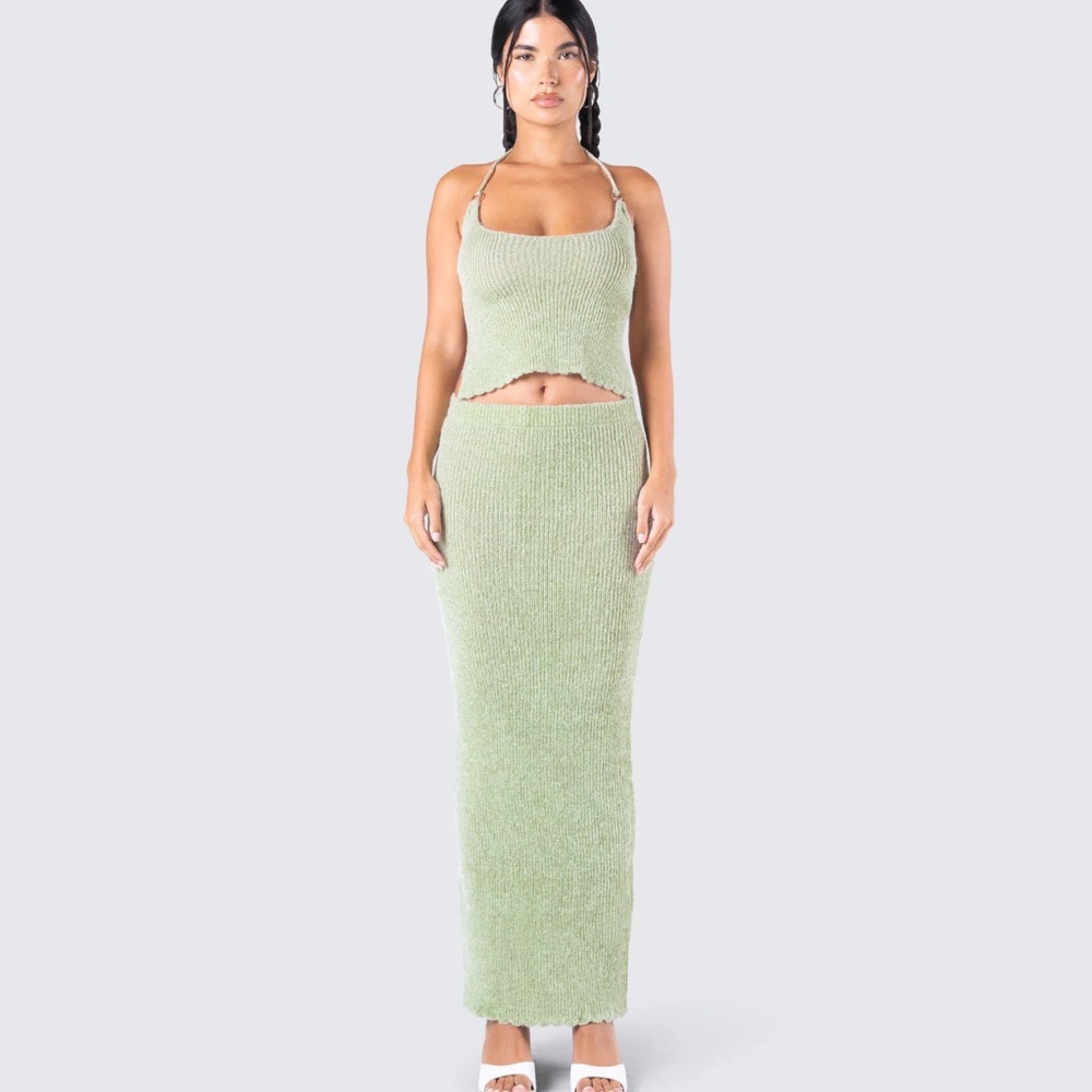 Elegant Green Knit Maxi Skirt Set